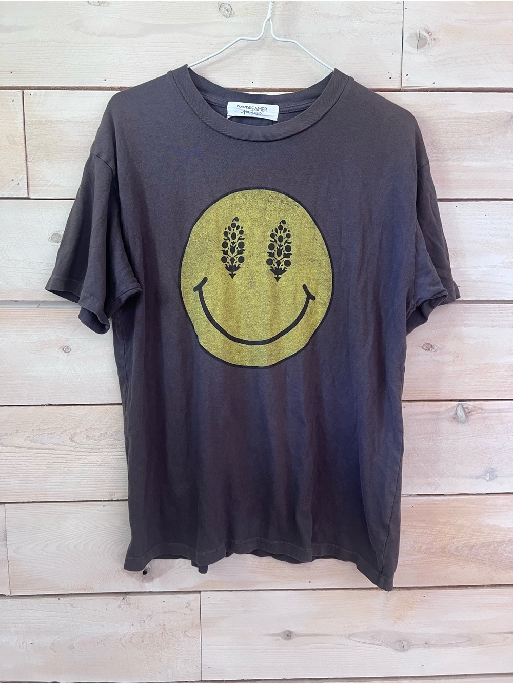 DAYDREAMER Buti Happy Tee Smiley Face T-Shirt sz M
